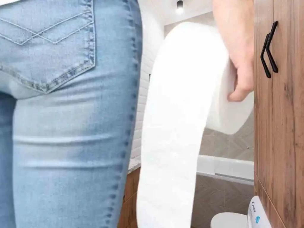 "Understanding and Managing Nocturia: Conquer Nighttime Urination for Better Sleep and Health" 1 Nocturia