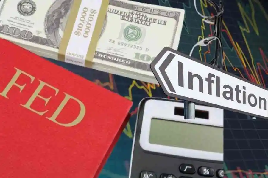 Fed holds rates, impacting loans and savings 1 FED